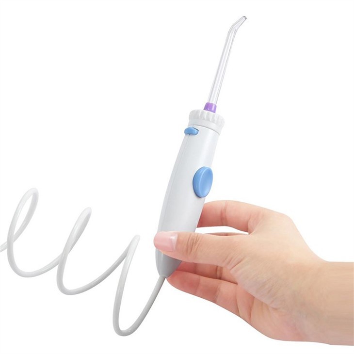 Mașină cu jet de apă cu ață dentară